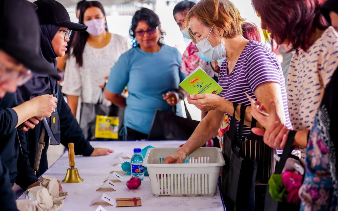 Karnival Mini Selamatkan Bumi Kempen Pasar Awam Bebas Plastik